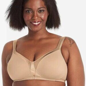 Playtex 18 Hour Silky Soft Smoothing Bra
